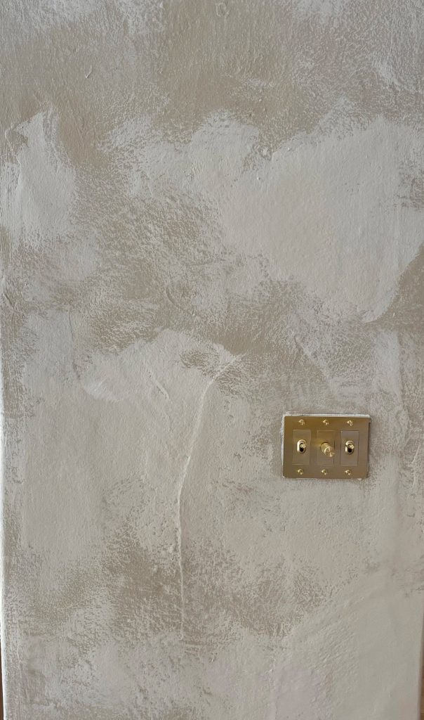 A Fresh Look: Wall Decorative Plaster in Los Angeles for Modern Interiors