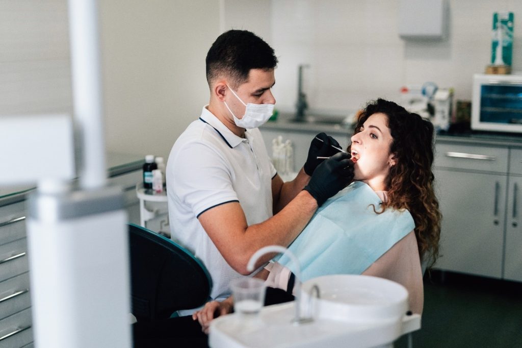 Gentle guiding steps for wisdom teeth removal in Ottawa Gentle guiding steps for wisdom teeth removal in Ottawa