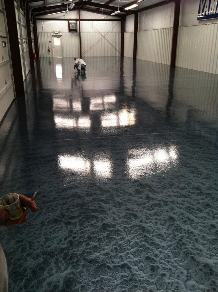 Why Charlotte residents choose epoxy garage floors for lasting shine