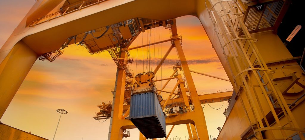 Choosing a reliable partner for crane services